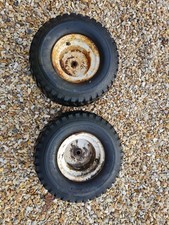 2 × Armstrong super turf