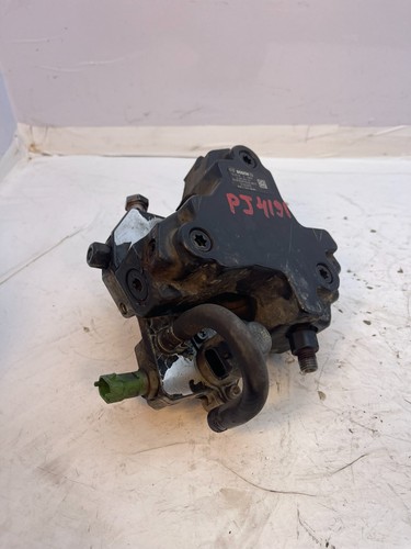 Genuine volvo s60 v70 xc70 - genuine,