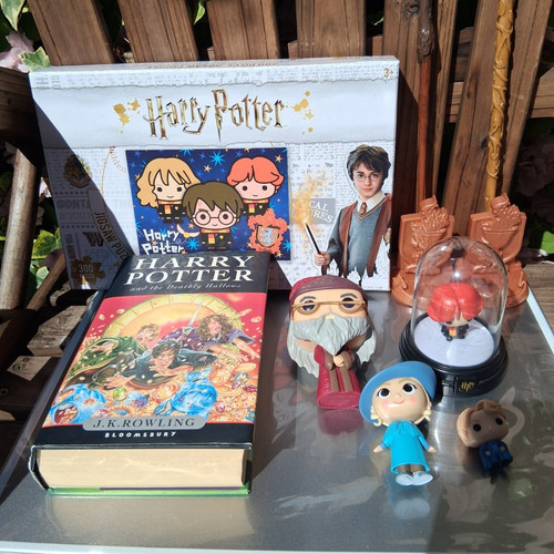 Harry potter merchandise - harry,