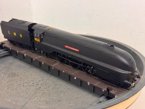 Hornby r2270 lms - lms, coronation