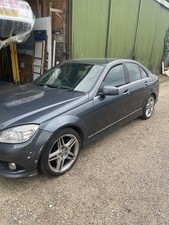 Parts Breaking Mercedes C 320