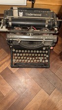 Vintage Underwood Standard