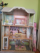 KidKraft Kaylee Dollhouse + 10