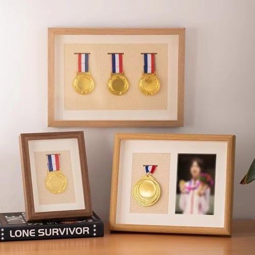 Honor medal display - honor,