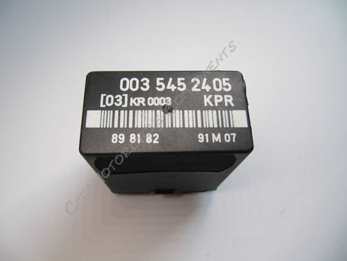 Mercedes fuel pump relais - pump, w124
