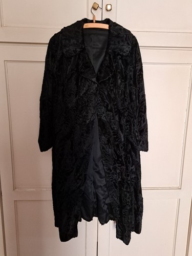 Astrakhan fur black fox - astrakhan, size