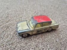 VINTAGE ORIGINAL 1960S CORGI TOYS 315 FORD CONSUL CLASSIC CREAM/RED DIECAST CAR