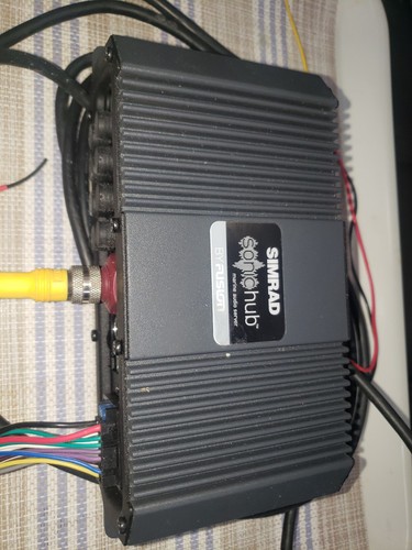 Simrad sonic hub fusion - sonic,