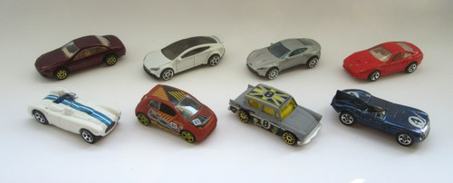 Hot wheels aston - :,