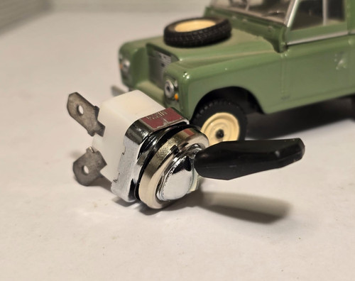 Land rover series lucas - rover,
