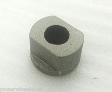 NU009 AXLE MOUNT NUT FOR