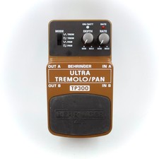 Behringer TP300 Ultra Tremolo / Pan Guitar Effect Pedal S1000419512