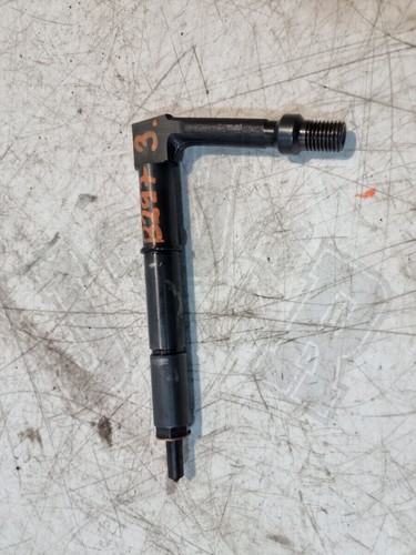 Nissan navara fuel injector - nissan,