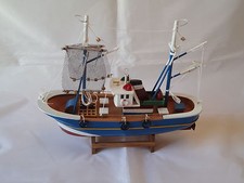  Wooden Model Fishing Boat