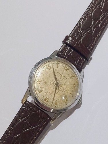 Vintage waltham wristwatch - waltham,