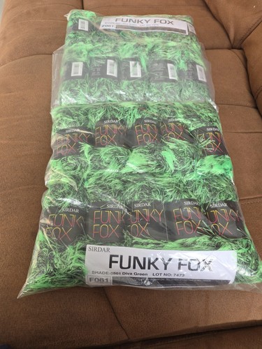 Sirdar foxy eyelash yarn - foxy,