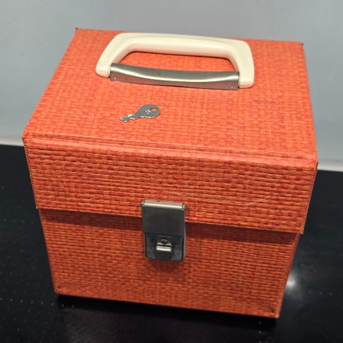 Vintage lockable storage box - vintage,