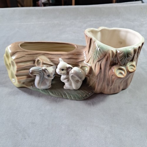 Hornsea pottery squirrel log - squirrel,