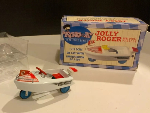 Jolly roger mini pedal boat - jolly,