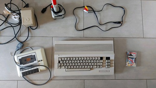 Commodore c64 computer - commodore, 64