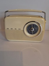 BUSH RETRO STYLE RADIO IN