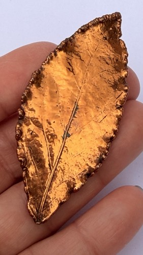 Vintage copper leaf brooch - leaf,