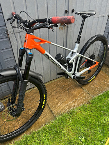 2023 mondraker raze carbon - mondraker, r
