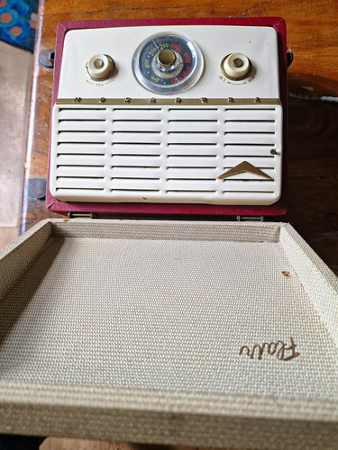 Ferguson vintage radio good - vintage,