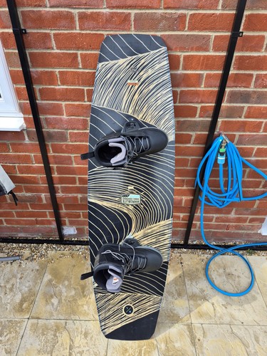 Hyperlite atv 148cm wakeboard - atv,