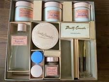 Vintage 1950s/60s Vanda Beauty Counselor Make Up Set Mid Century RARE 