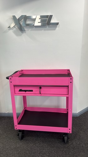 Brand new snap pink - new,
