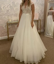 Suzanne Neville (Never Worn/No