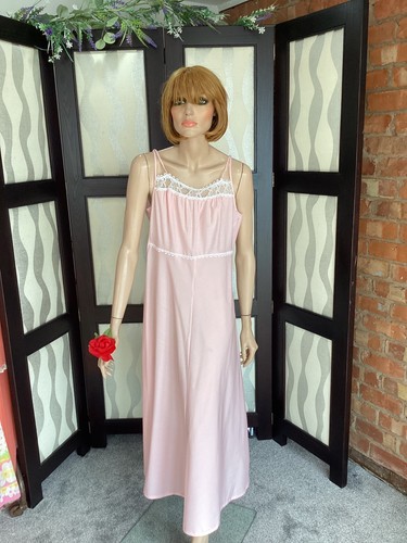 Vintage 1970s nightdress - 1970s,
