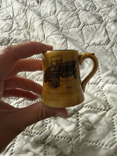 Vintage miniature ford model - ford, t