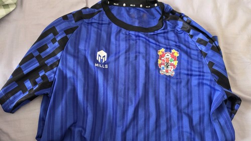Tranmere rovers training top - tranmere,