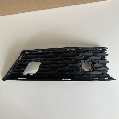 New genuine skoda karoq 21 - new,