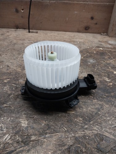 Honda hrv 2025 heating fan - heating,
