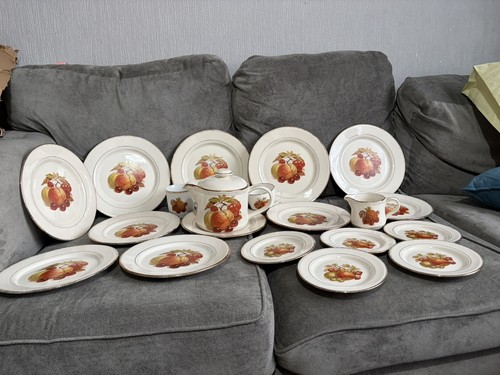 Vintage piece dinner set - 20,