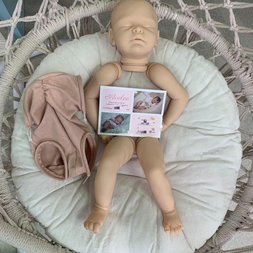 Inch avelee reborn - 20, doll