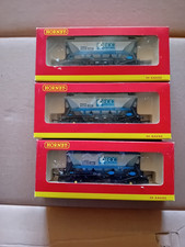 HORNBY 00 RAKE OF 3 R.6106 ECC