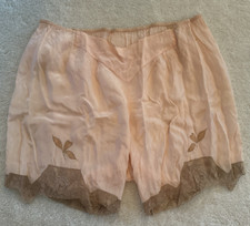 Vintage 1930s Lingerie Pure