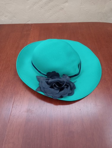 Vintage womens hat - vintage,