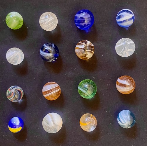Vintage glass marbles - 16,