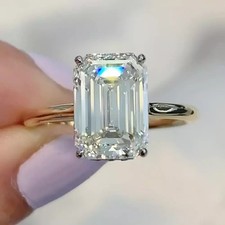 3 Ct Emerald Cut Moissanite