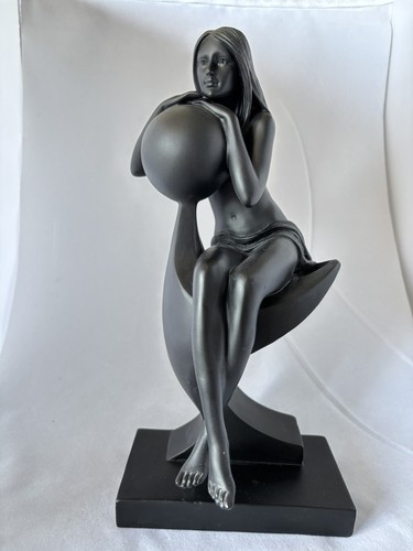 Leonardo collection figurine - collection,