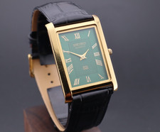 Vintage Seiko Slim Green Dial Gentlemen's Quartz  Wrist Watch - FREE SHIPPING