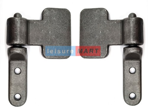 Pair weld on trailer - a, of