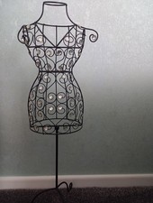 POWDER GREY METAL JEWELLED FEMALE BUST MANNEQUIN, 68 cm, VINTAGE 1950s STYLE