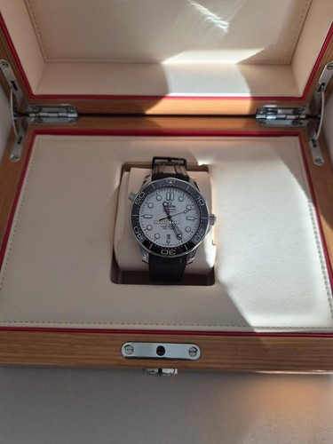 Omega men seamaster white - seamaster,
