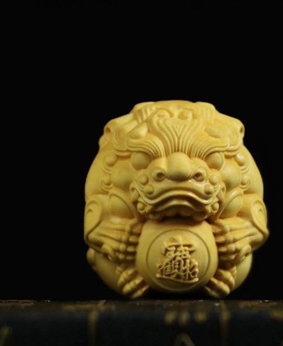 Netsuke hikyu divine beast - netsuke,